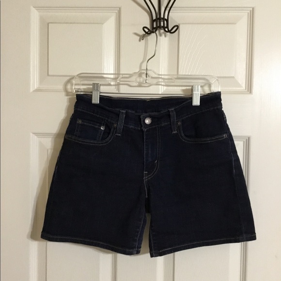 Levi’s Mid rise dark blue shorts size 27 - Picture 2 of 9